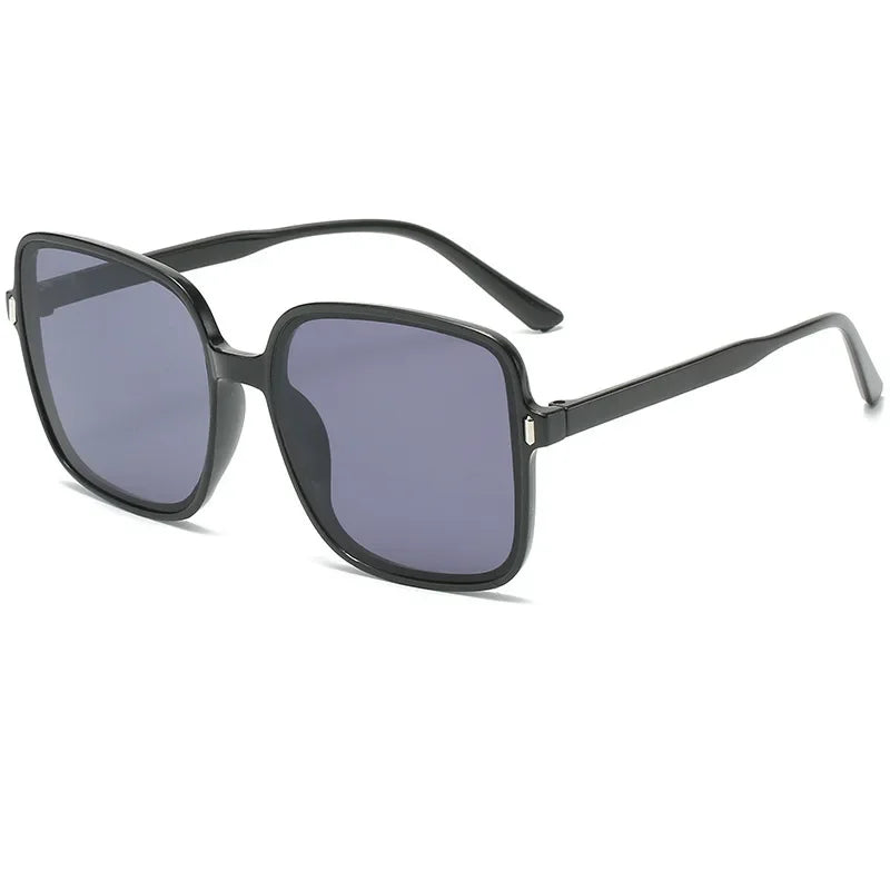 Retro Glam Oversized Sunglasses